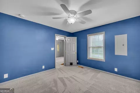 Bedroom - 393 N Red Rock Rd, Toccoa, GA 30577 photo 4 of 6