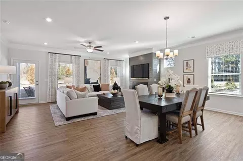 Dining - 712 Sinclair Ln, Temple, GA 30179 photo 2 of 4