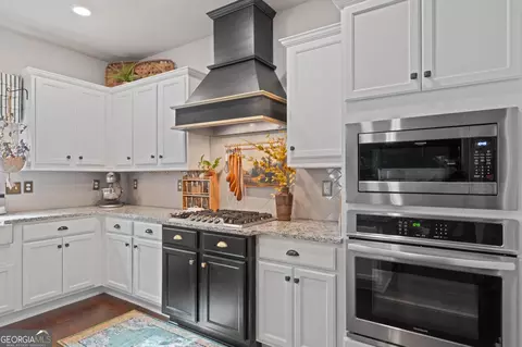 Kitchen - 232 Seth Ter, Mcdonough, GA 30252 photo 4 of 7