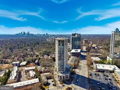 2881 Peachtree Rd NE #902, Atlanta, GA 30305
