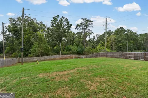 Exterior - 4315 Cornwall Dr, Forsyth, GA 31029 photo 6 of 9
