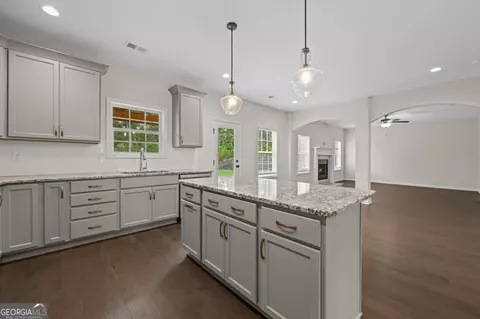 Kitchen - 4315 Cornwall Dr, Forsyth, GA 31029 photo 2 of 2