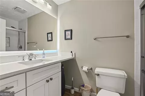 Bath - Undisclosed, Acworth, GA 30101 photo 1 of 3