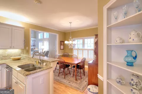 Kitchen - 613 Eagle River Ln, Grayson, GA 30017 photo 4 of 4