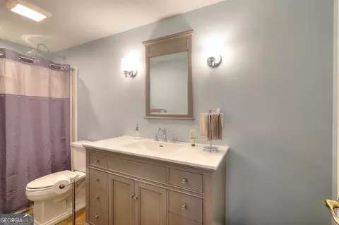 Bath - 613 Eagle River Ln, Grayson, GA 30017 photo 5 of 5