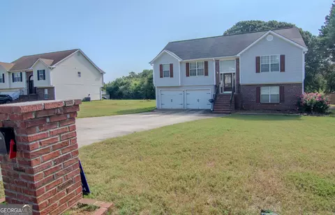 4778 Clayton Crossing Ln, Ellenwood, GA 30294