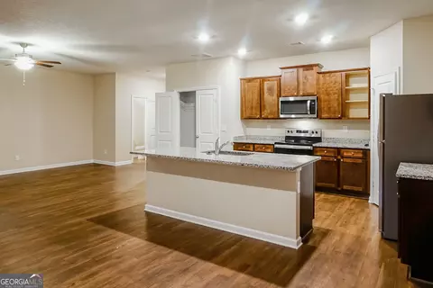 Kitchen - 2985 Cleburne Ter, Hampton, GA 30228 photo 1 of 1