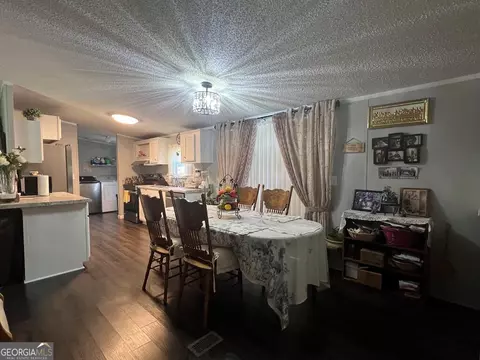 Dining - 166 Pebble Hills Rd, Cochran, GA 31014 photo 4 of 4