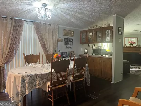 Dining - 166 Pebble Hills Rd, Cochran, GA 31014 photo 1 of 4