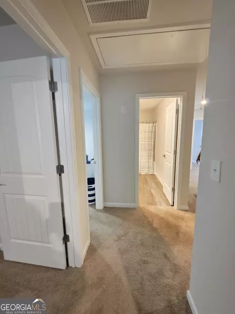 Entry Way - 205 River Meadow Dr, Lagrange, GA 30241 photo 10 of 10