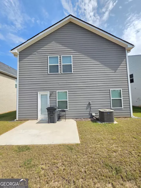 Exterior - 205 River Meadow Dr, Lagrange, GA 30241 photo 5 of 9