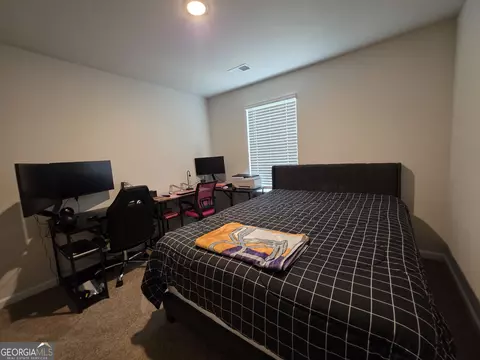 Bedroom - 205 River Meadow Dr, Lagrange, GA 30241 photo 8 of 11