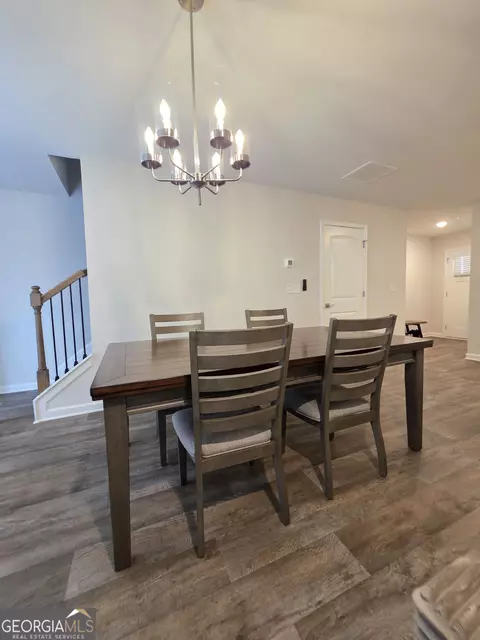 Dining - 205 River Meadow Dr, Lagrange, GA 30241 photo 2 of 4