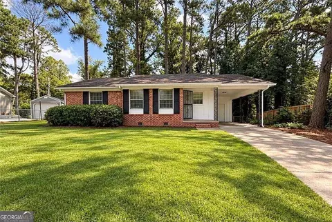 5308 Joan Of Arc Pl, Atlanta, GA 30349