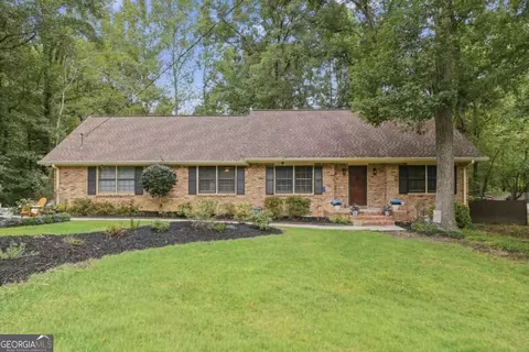 2155 Vine St, Snellville, GA 30078