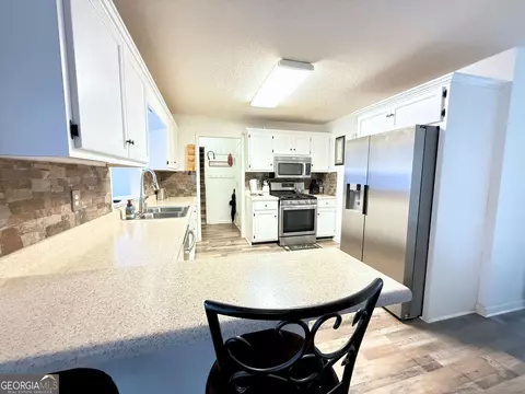 Kitchen - 308 Regal Way E, Mcdonough, GA 30253 photo 1 of 2