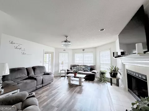 Living - 308 Regal Way E, Mcdonough, GA 30253 photo 2 of 3
