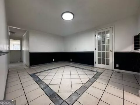 Living - 571 King Bostick Rd, Covington, GA 30016 photo 2 of 2
