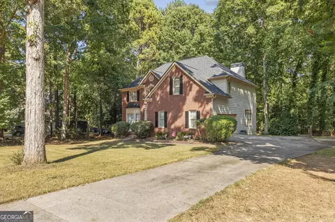 125 Wynchase Ln, Fayetteville, GA 30215