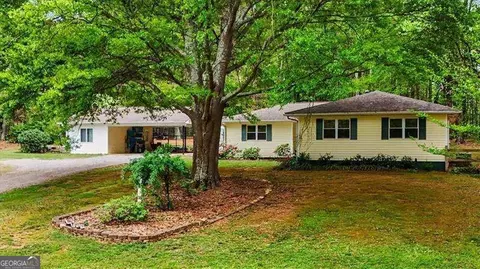 1361 Villa Rica Rd, Powder Springs, GA 30127