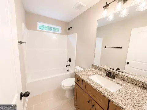 Bath - 41 Commanche Cir #LOT 55, Williamson, GA 30292 photo 4 of 6