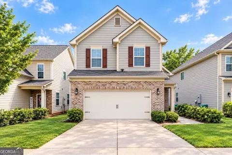 2391 Oakleaf Cir, Lithonia, GA 30058