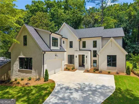 2400 Burch Cir NE, Atlanta, GA 30319