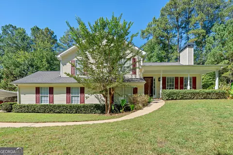 65 Lauren Overlook, Newnan, GA 30263