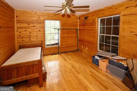 Bedroom - 263 Cole Lake Dr, Toccoa, GA 30577 photo 2 of 2