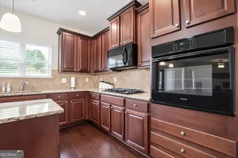 Kitchen - 225 Silver Rdg, Covington, GA 30016 photo 1 of 3