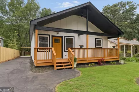 882 Tanner Dr, Scottdale, GA 30079