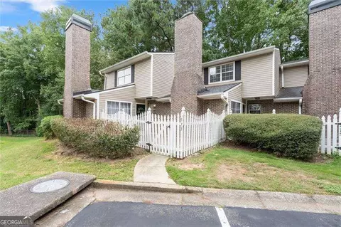 573 Picketts Bend Ct, Marietta, GA 30008