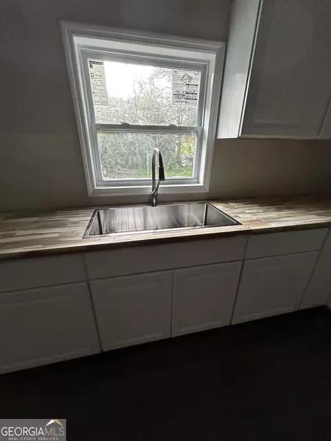 Kitchen - 305 Colquitt St, Lagrange, GA 30241 photo 2 of 3