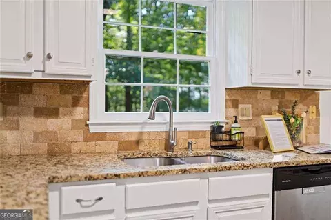 Kitchen - 3752 Frederica Rd NW, Berkeley Lake, GA 30096 photo 7 of 9