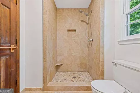 Bath - 3752 Frederica Rd NW, Berkeley Lake, GA 30096 photo 6 of 7