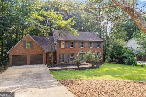 Exterior - 3752 Frederica Rd NW, Berkeley Lake, GA 30096 photo 6 of 28