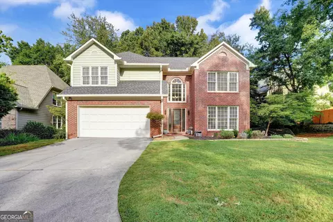115 Glen Holly Dr, Roswell, GA 30076
