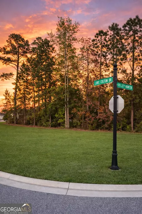50 Fiddlers Cove Drive, Kingsland, GA 31548