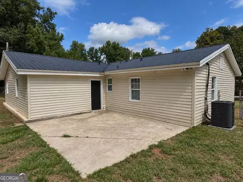 Exterior - 119 Sir Lancelot Dr, Lagrange, GA 30241 photo 2 of 3