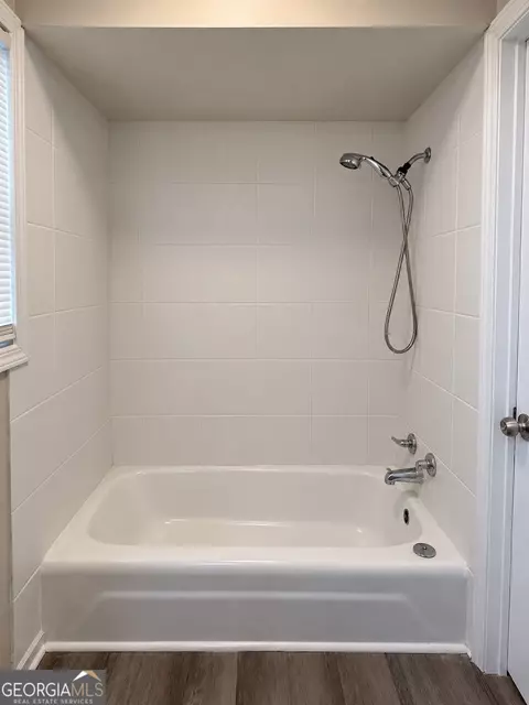 Bath - 119 Sir Lancelot Dr, Lagrange, GA 30241 photo 2 of 2