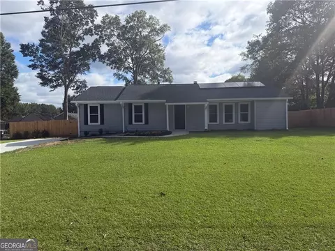 3321 Mustang Dr, Powder Springs, GA 30127