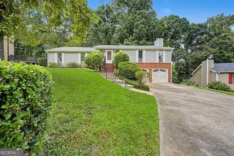 2847 Kathryn Cir SW, Atlanta, GA 30331