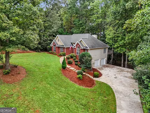 Exterior - 174 Tusquittee Trl, Cornelia, GA 30531 photo 2 of 9