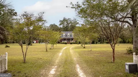 5283 Old River Rd N, Statesboro, GA 30461
