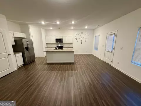 Living - 1408 Ben Park Way, Grayson, GA 30017 photo 4 of 5