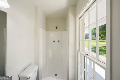 Bath - 30 Roberts Ln, Covington, GA 30014 photo 1 of 3
