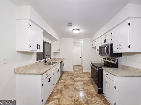 Kitchen - 3118 Caliente Ln, Rex, GA 30273 photo 1 of 1