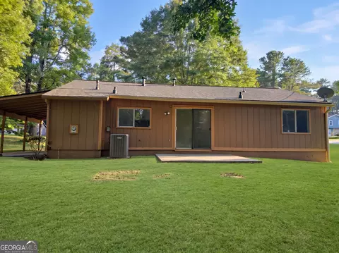 Exterior - 3118 Caliente Ln, Rex, GA 30273 photo 2 of 4