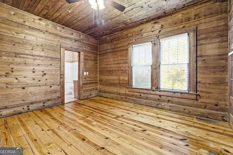 Bedroom - 3213 Highway 326, Commerce, GA 30530 photo 2 of 5