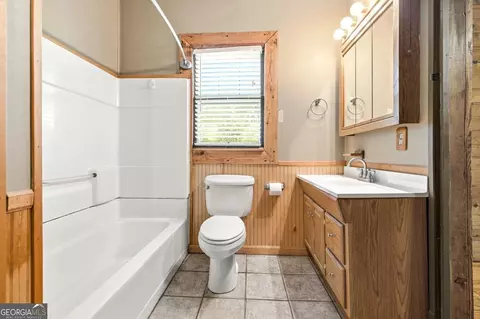 Bath - 3213 Highway 326, Commerce, GA 30530 photo 1 of 1